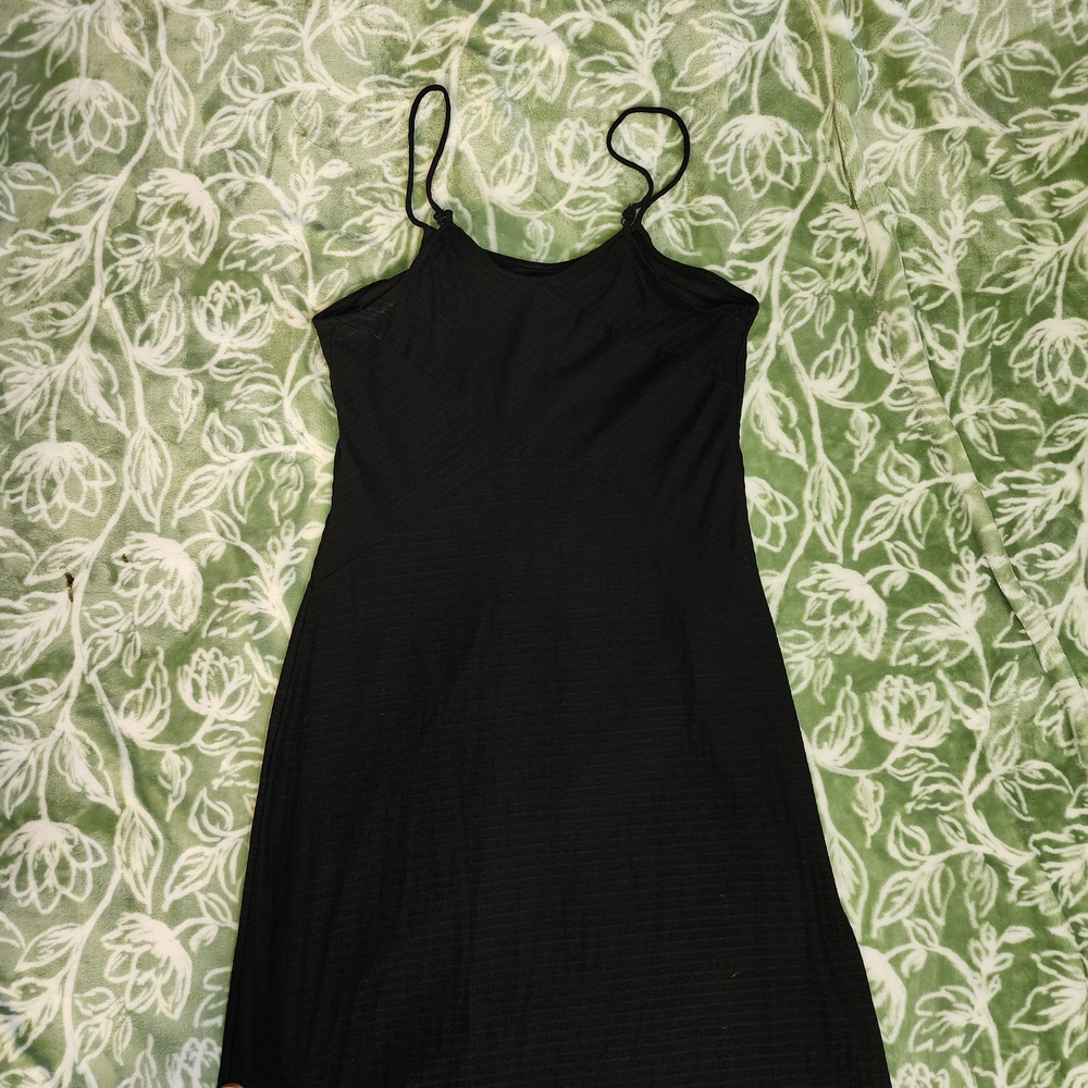 Chic Strapless Black Dress for Women